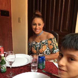 Meet your Posher, Isabel